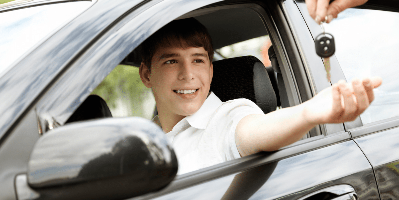 USING A CAR TRACKER TO PROTECT YOUR TEEN DRIVER